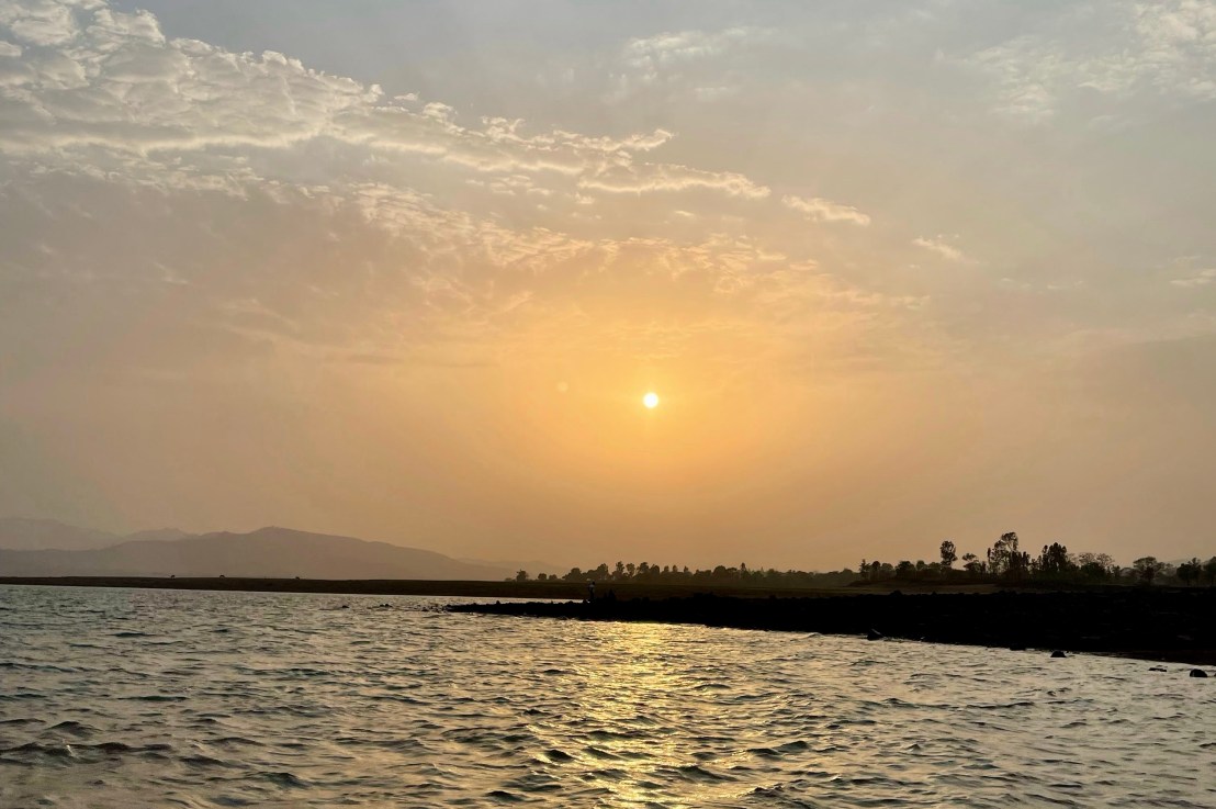 Capturing Sunset at Bhatghar Dam Backwaters-Beautiful and Serene!