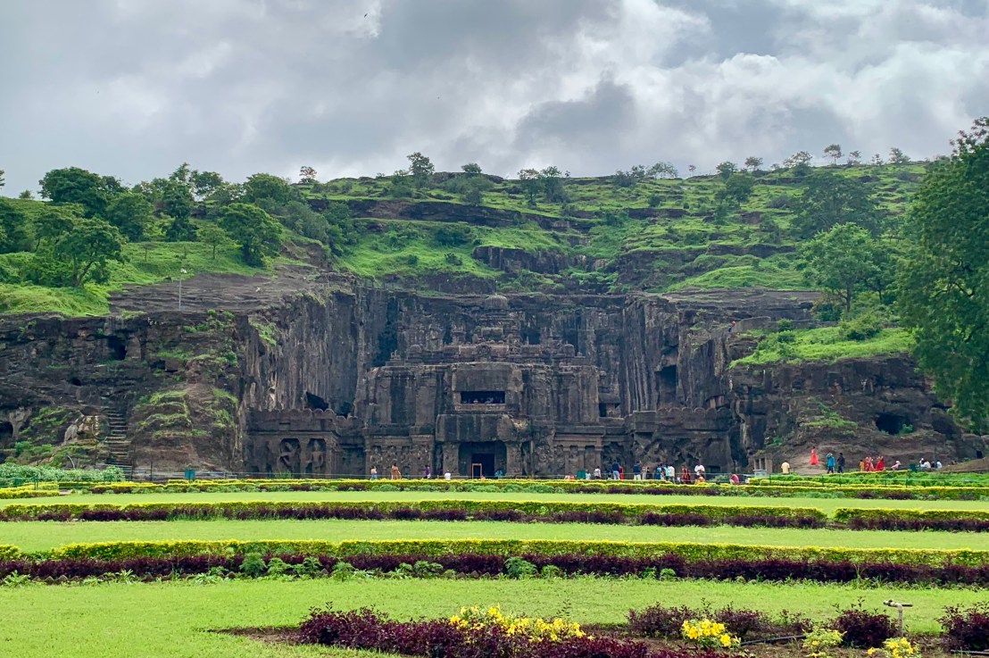 Ellora Caves( एलोरा की गुफाएं): They Amaze You Every Time You&nbsp;Visit!