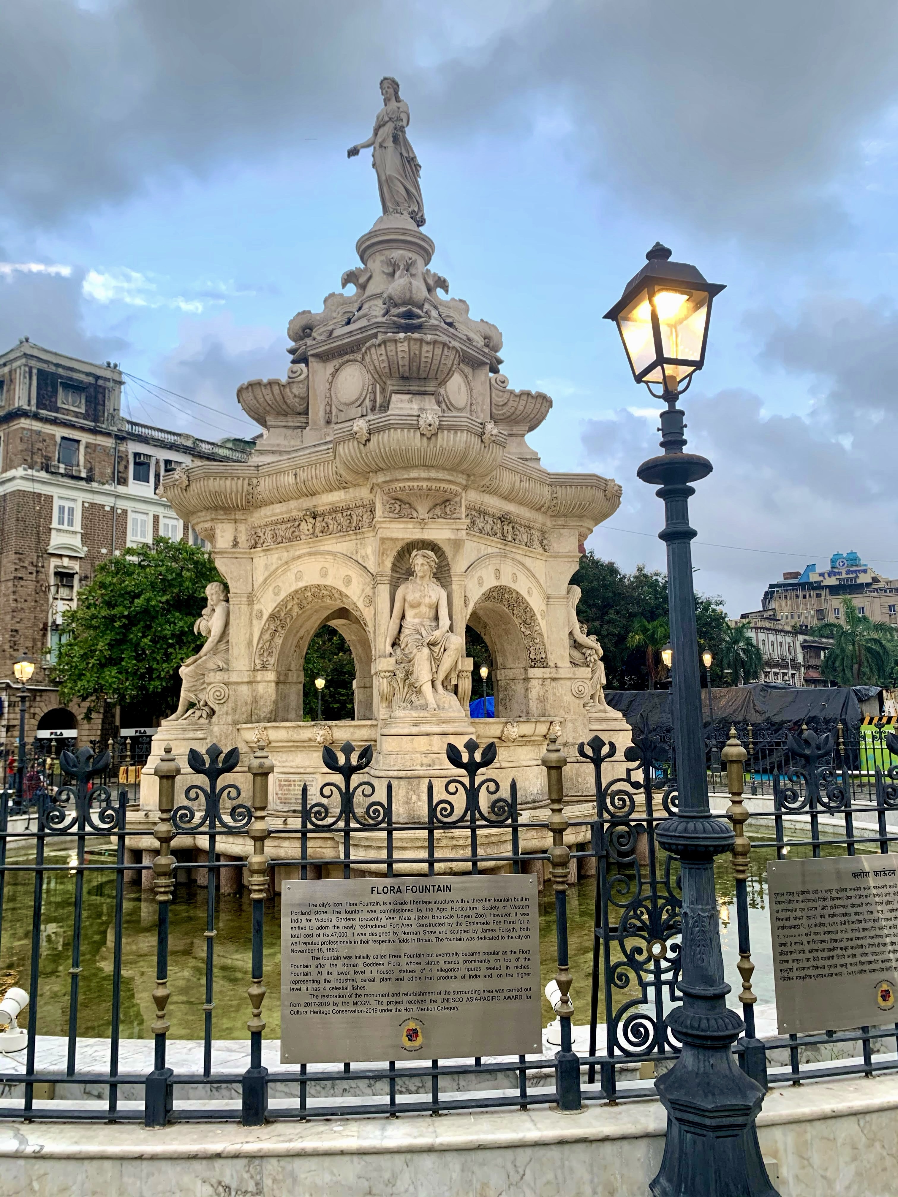 Iconic South Mumbai Buildings: Experiencing Heritage Amid COVID Lockdown